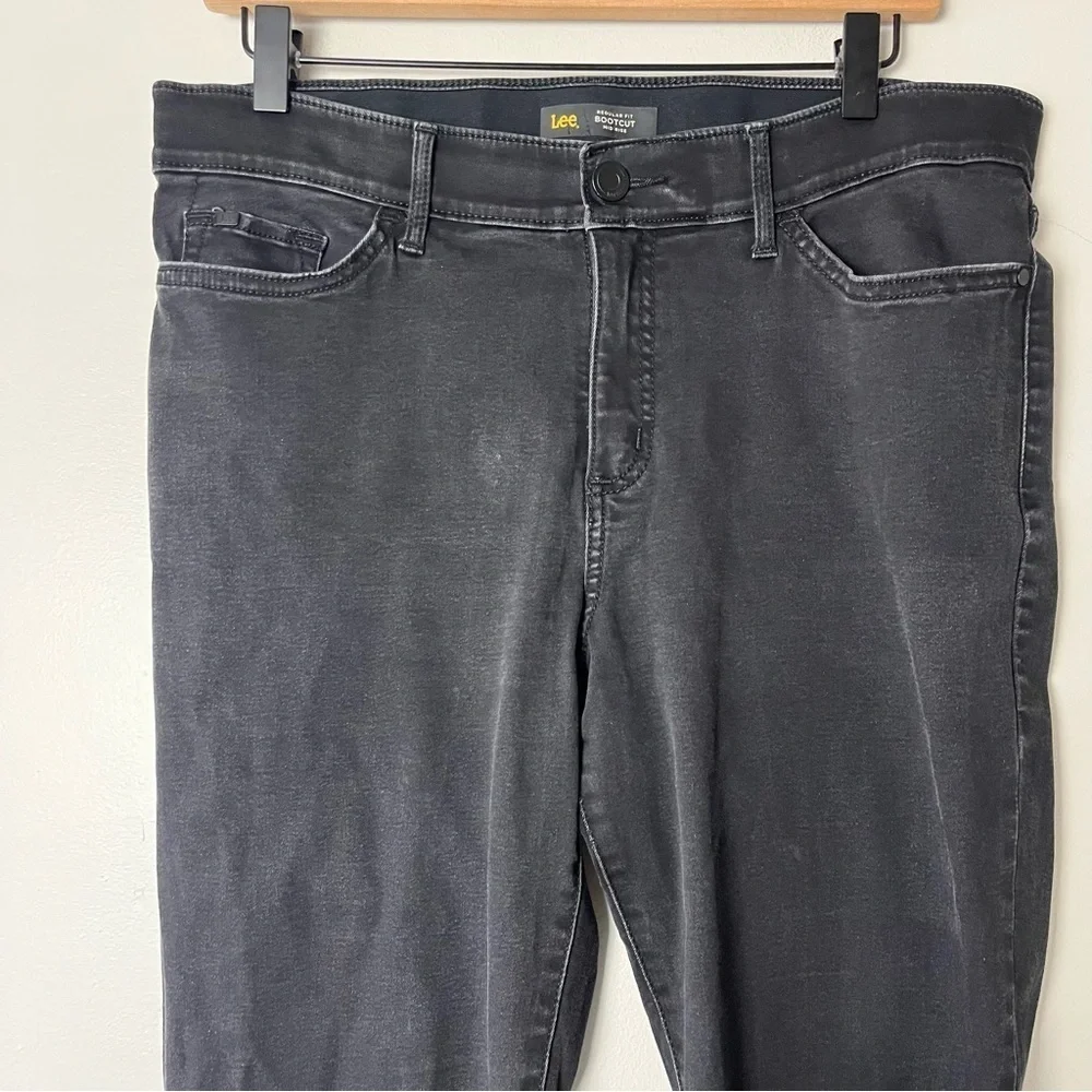 Lee‎ Regular Fit Bootcut Mid Rise Flex Motion Black Jeans